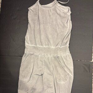 Ripple Women’s Gray Sleeveless Romper Jumpsuit – Soft One-Piece, Size M